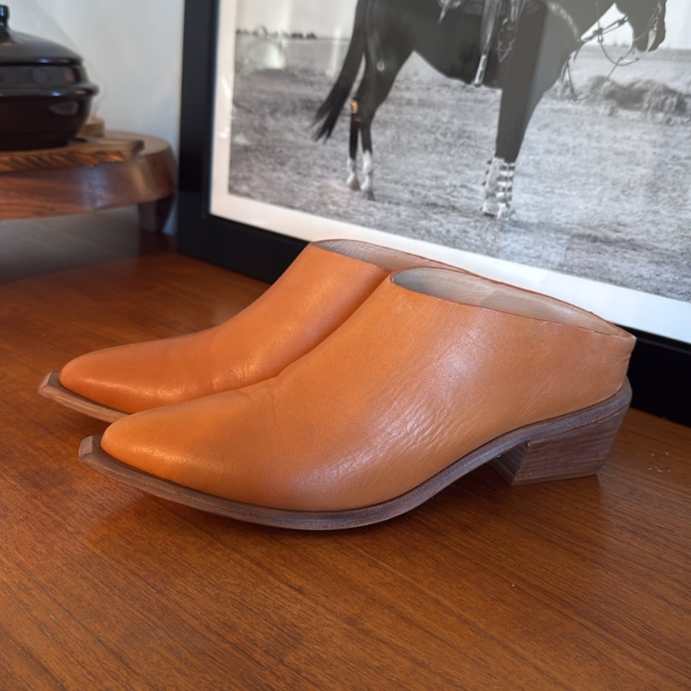 Wal & Pai Mirage Mules Camel Tan Brown Leather